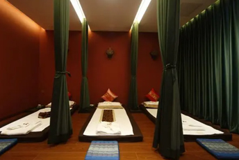 武汉江夏泰式按摩的被动瑜伽：当身体被折叠成诗